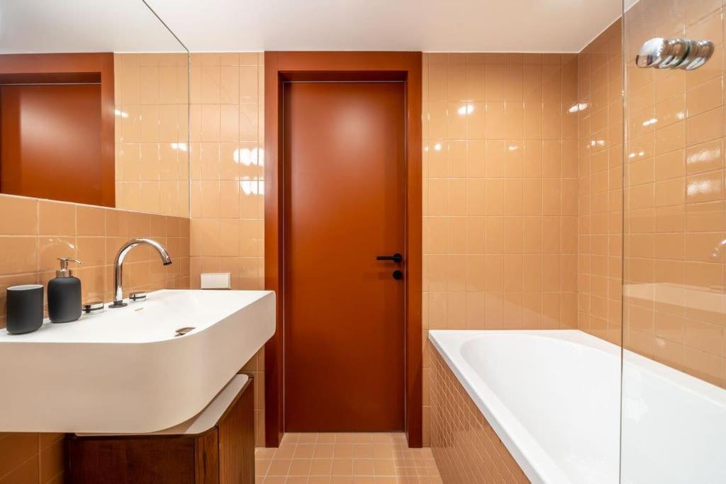 Designer Loft In The City Center Lejlighed Riga Eksteriør billede